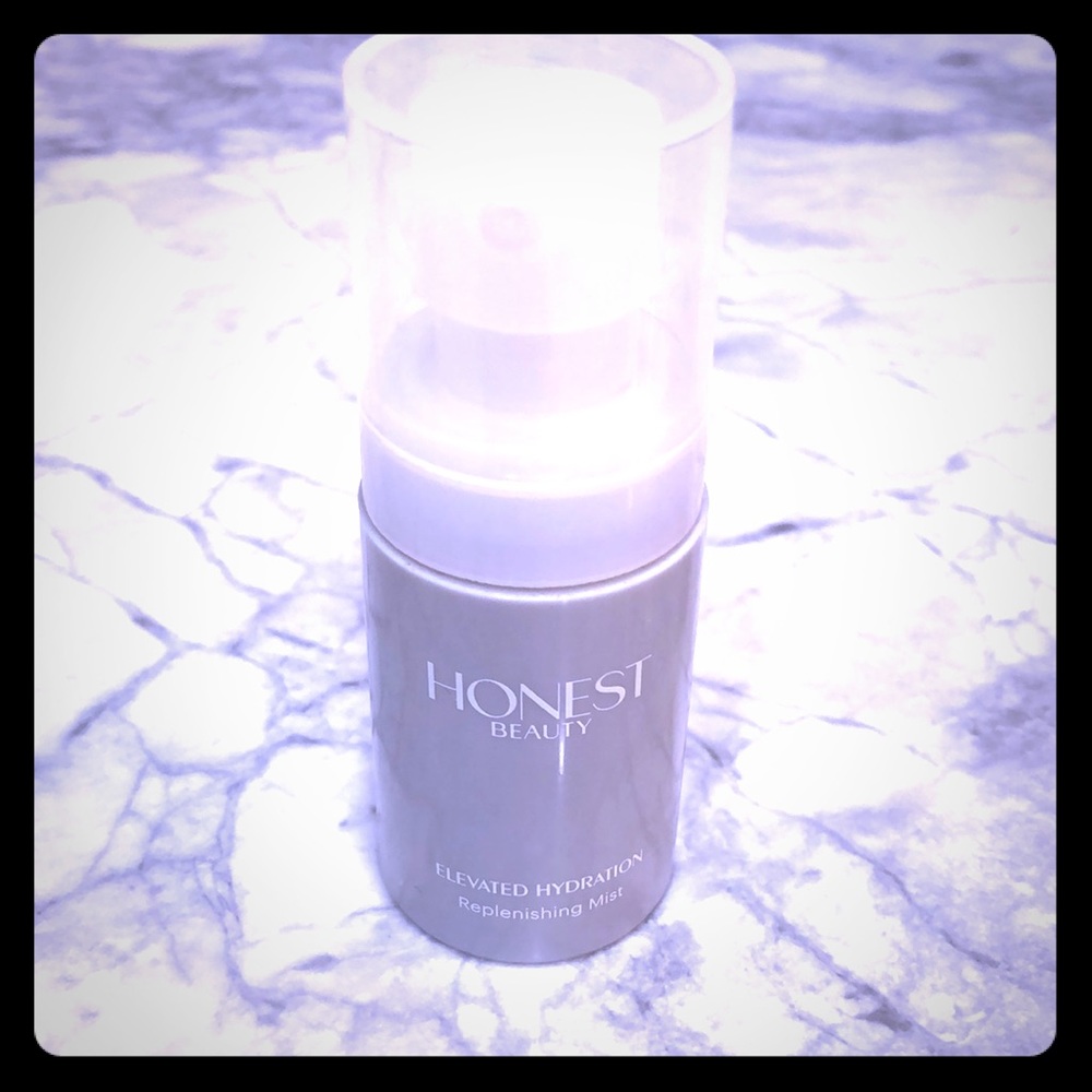 HONEST BEAUTY ELEVATED HYDRATION replenishing mist